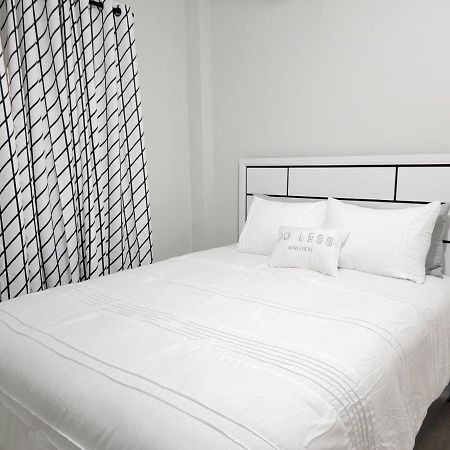Room For Rent In Apartment Хартфорд Экстерьер фото