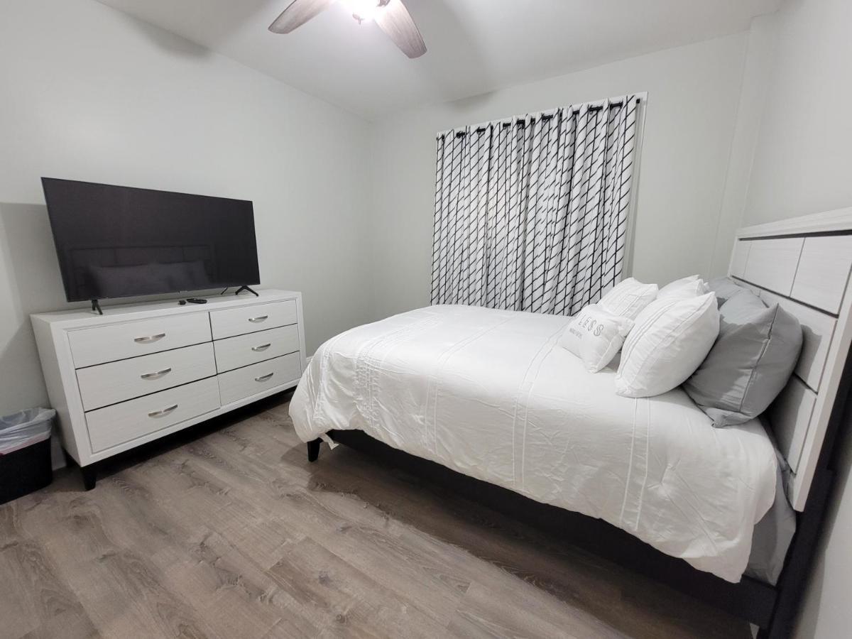 Room For Rent In Apartment Хартфорд Экстерьер фото