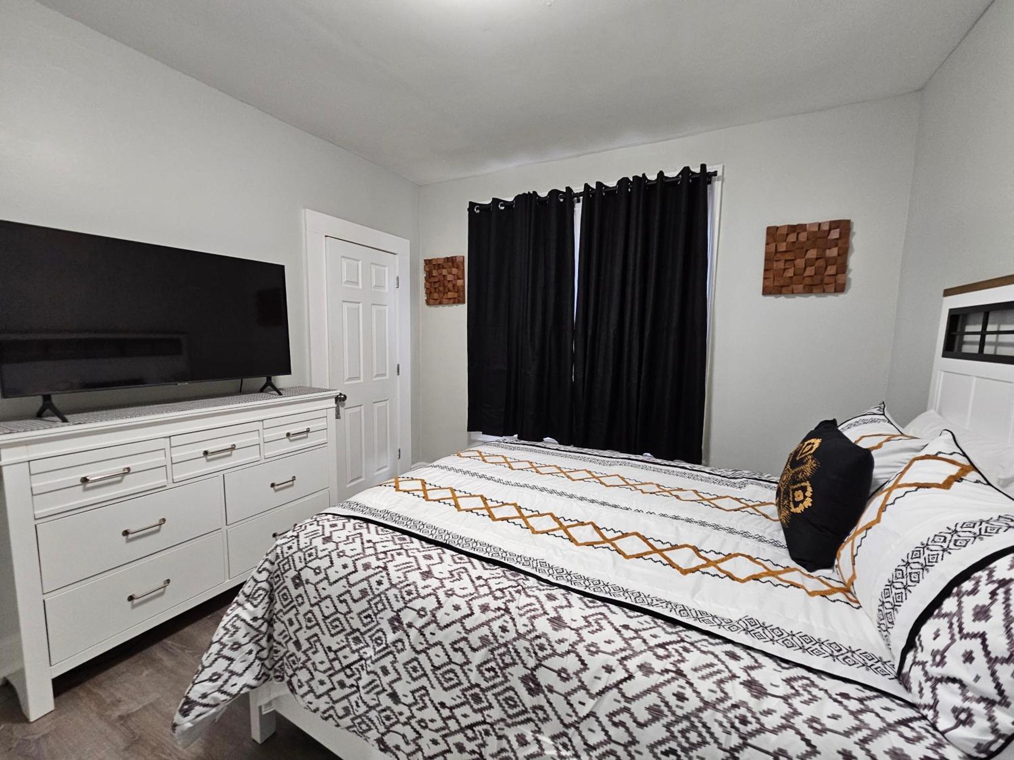 Room For Rent In Apartment Хартфорд Экстерьер фото